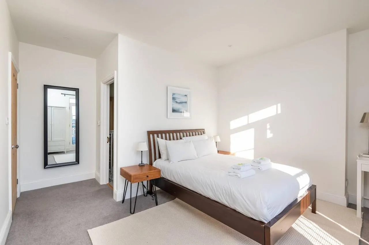 Ferienwohnung Pass The Keys Luxurious Duplex With Parking York 0*,